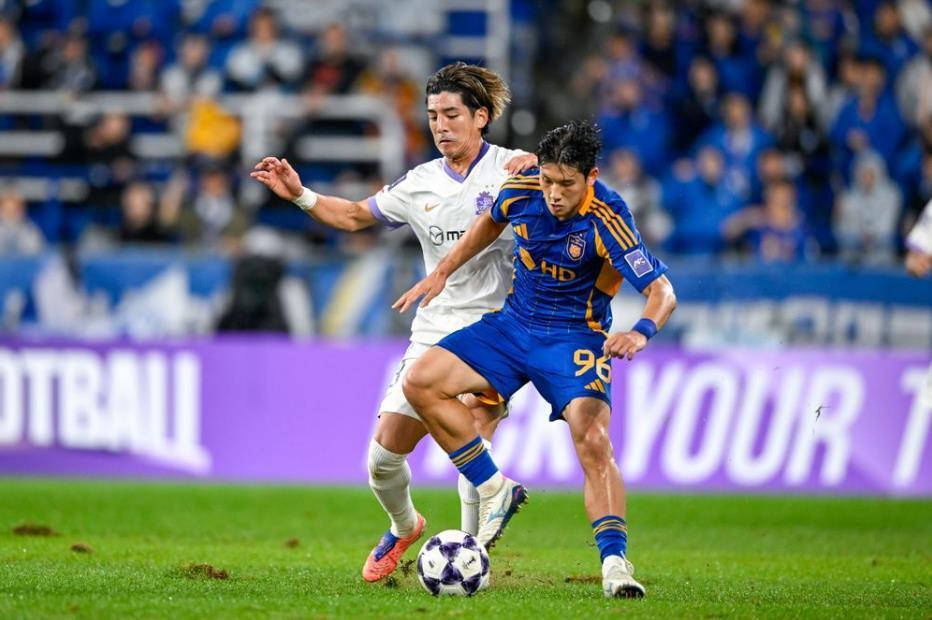 JGjGm, 精英联赛的