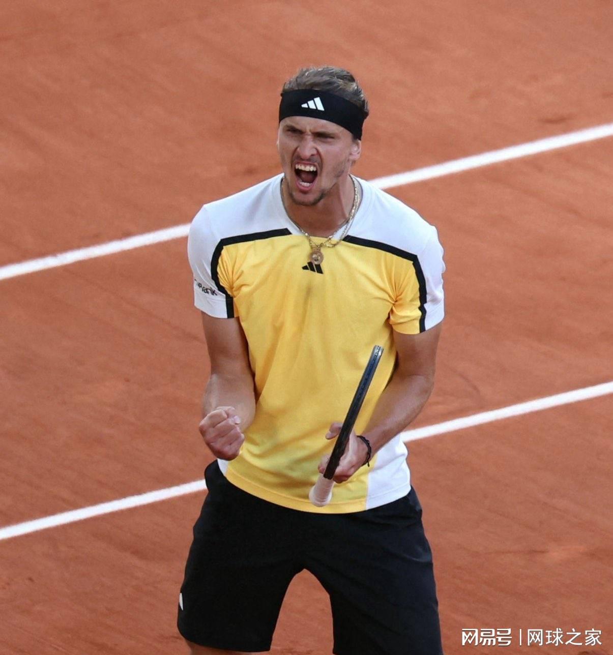 年终总决赛, 胜小兹维列