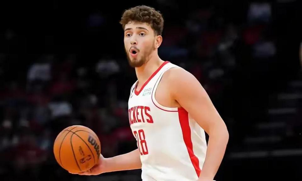 对标小萨坚, NBA球员